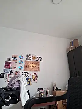 Snapshot of GoddessCarrie chatting on October 2025 04:41:01 PM GoddessCarrie online show from October 2025 04:41:01 PM