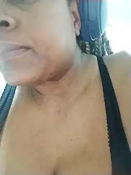 Snapshot of GoddessCarrie chatting on October 2025 02:01:02 AM GoddessCarrie online show from October 2025 02:01:02 AM