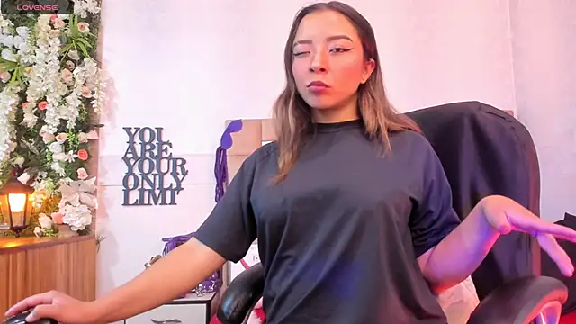 natacha  black  online show from January 2025 03:15:01 PM