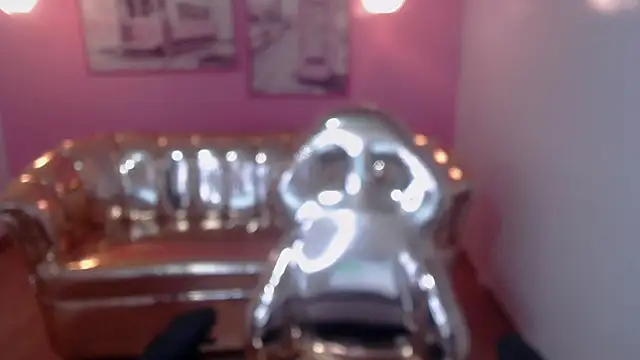 Snapshot of sabrina_jones_t chatting on December 2024 10:02:01 AM sabrina jones t online show from December 2024 10:02:01 AM