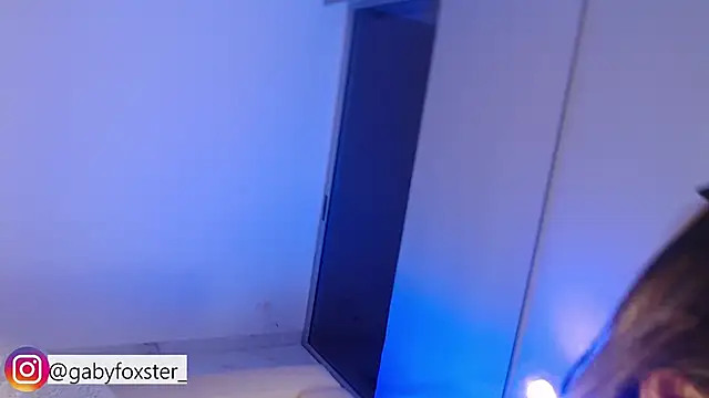 gabyfoxster online show from December 2025 08:34:01 AM