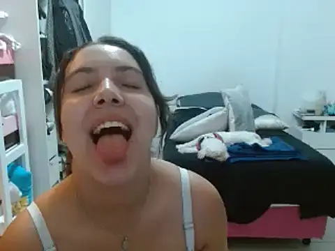 xBubblyBarbiexx online show from January 2025 02:11:01 AM