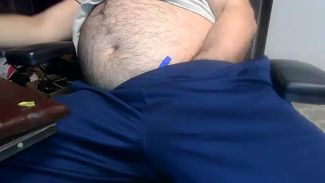 Snapshot of thickdaddy59 chatting on January 2025 04:15:01 AM thickdaddy59 online show from January 2025 04:15:01 AM