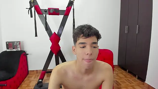 Harry LatinBoy online show from January 2025 10:41:02 PM