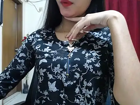 Snapshot of taisina chatting on February 2025 07:56:02 PM taisina online show from February 2025 07:56:02 PM