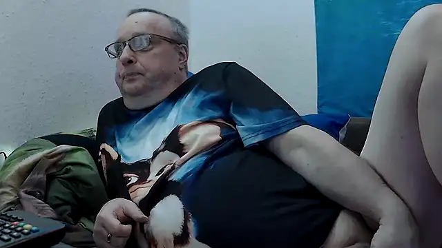 Manfred1012 online show from February 2025 06:13:01 PM