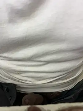 Snapshot of aprivateguy chatting on December 2024 08:29:01 AM aprivateguy online show from December 2024 08:29:01 AM