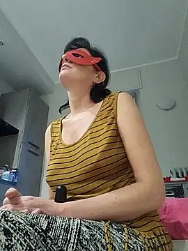 Vagabondainnamorata online show from November 2025 03:45:01 PM