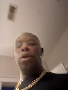 Snapshot of Bignc chatting on October 2025 03:40:01 AM Bignc online show from October 2025 03:40:01 AM