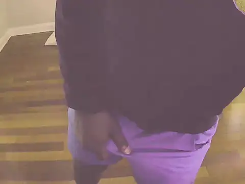 Snapshot of Bignc chatting on November 2025 06:00:02 PM Bignc online show from November 2025 06:00:02 PM