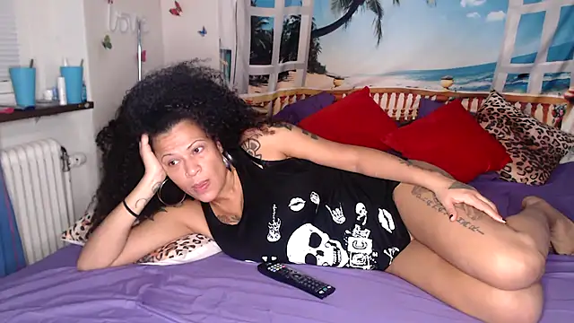 Snapshot of Samanthabrownlatina7 chatting on December 2024 10:58:02 PM Samanthabrownlatina7 online show from December 2024 10:58:02 PM
