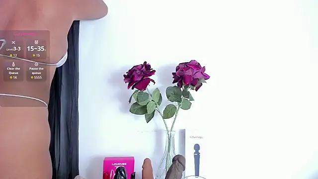 Madison-Diaz online show from October 2025 01:48:02 PM