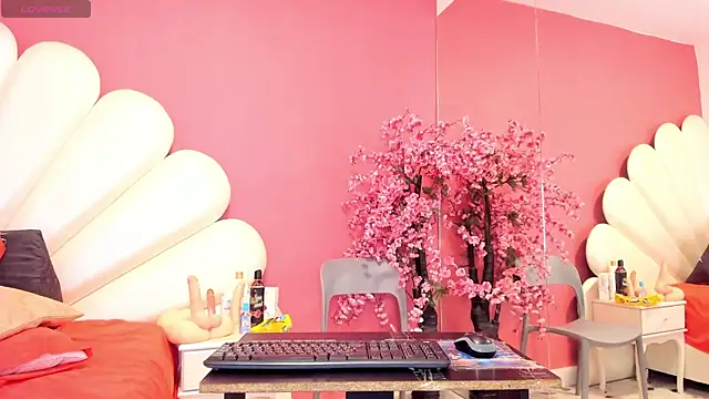 Zoey Donovan online show from March 2025 10:39:02 PM