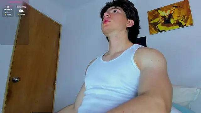 AngelBennet  online show from May 2026 10:39:01 PM