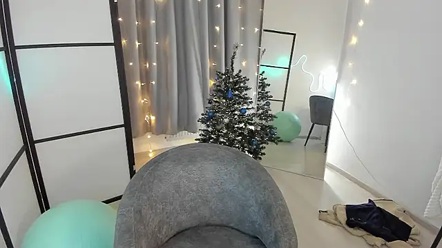 Kleo Godde online show from December 2024 09:22:01 PM