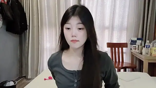 yangyang-1115 online show from February 2025 05:31:01 AM