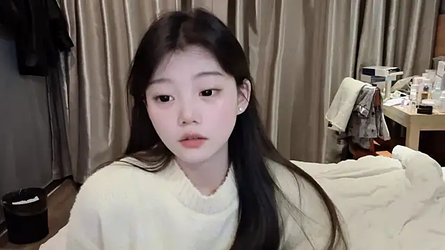 yangyang-1115 online show from March 2025 02:04:02 PM