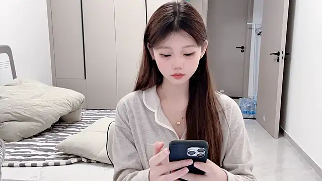 yangyang-1115 online show from September 2025 01:10:01 PM