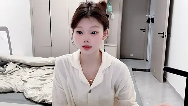 yangyang-1115 online show from September 2025 05:41:01 AM