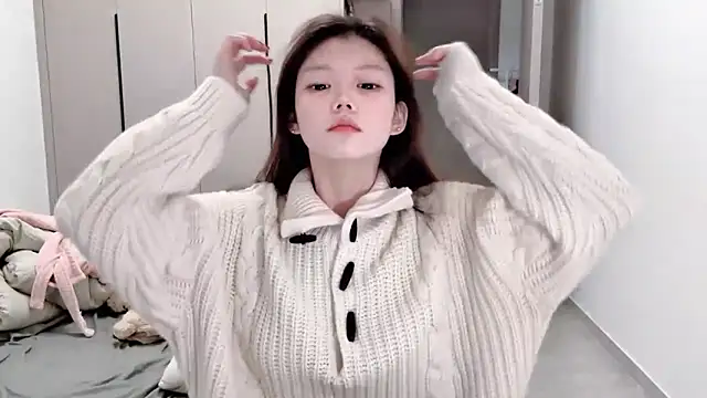 yangyang-1115 online show from October 2025 05:28:02 AM