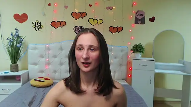 MichelLeee online show from February 2025 06:26:02 PM