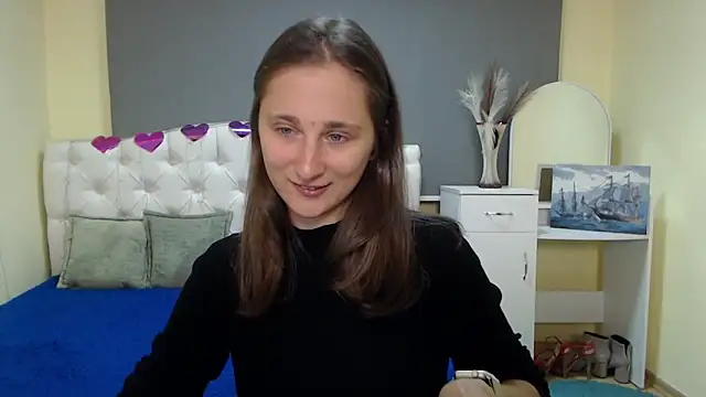 MichelLeee online show from September 2025 11:15:02 AM