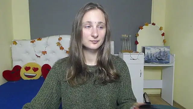 MichelLeee online show from November 2025 12:26:01 PM