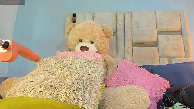 AshleyHill2 online show from September 2025 03:19:01 AM