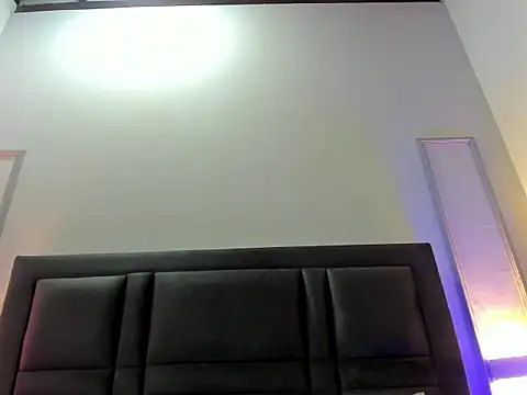 AshleyHill2 online show from October 2025 03:48:01 AM