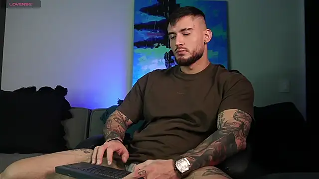 DimitriSullivan  online show from December 2024 04:51:02 AM