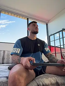 DimitriSullivan  online show from November 2025 06:31:02 PM