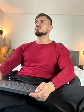 DimitriSullivan  online show from January 2026 01:24:02 PM