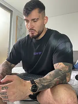 DimitriSullivan  online show from February 2026 01:05:02 PM