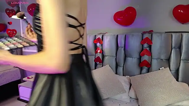 Snapshot of Ameliewitte_mjs chatting on February 2025 07:43:02 PM Ameliewitte mjs online show from February 2025 07:43:02 PM