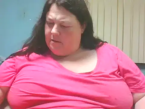 Honeybee2025 online show from January 2025 10:37:01 PM