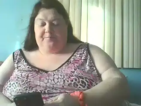 Honeybee2025 online show from January 2025 10:06:01 PM