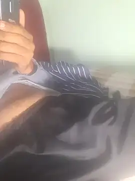 bandi-big-dick online show from December 2024 03:17:01 PM