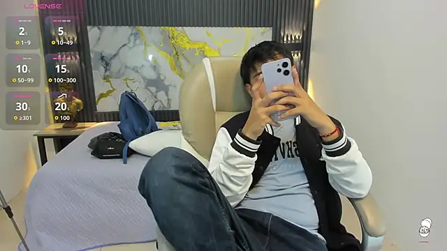 AndrewPherson online show from September 2025 01:02:01 PM