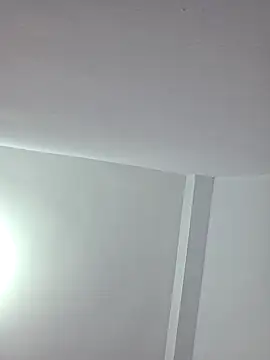 NeredaXxx online show from December 2025 09:30:01 PM