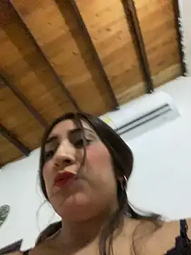 Snapshot of bigasssweet_2 chatting on December 2024 02:20:02 AM bigasssweet 2 online show from December 2024 02:20:02 AM