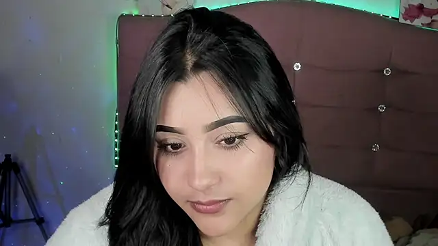 male couper online show from February 2025 04:03:02 AM