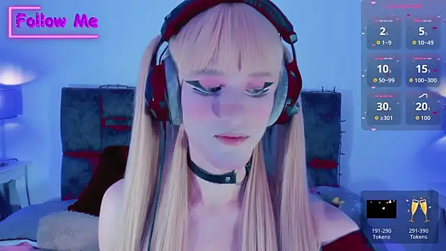 Kirmyy  online show from October 2025 07:58:02 PM