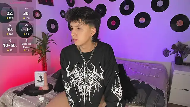 Snapshot of juandaaap chatting on February 2026 04:18:02 AM juandaaap online show from February 2026 04:18:02 AM