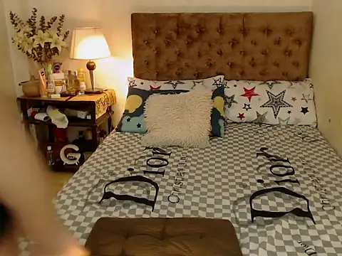 Snapshot of playtimesussy69 chatting on December 2025 01:15:02 AM playtimesussy69 online show from December 2025 01:15:02 AM