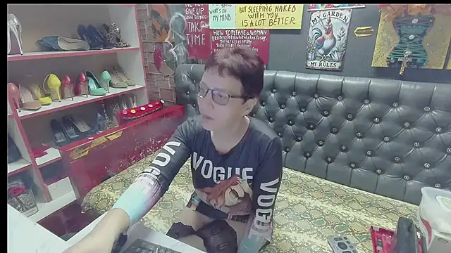 Lily4yourfun online show from December 2025 07:37:01 AM