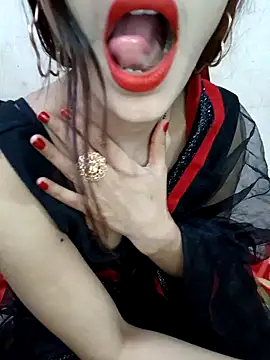 Snapshot of xpihu chatting on February 2025 06:23:01 PM xpihu online show from February 2025 06:23:01 PM