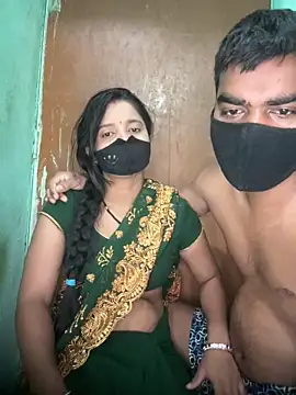 Suhani512 online show from May 2026 11:33:01 PM