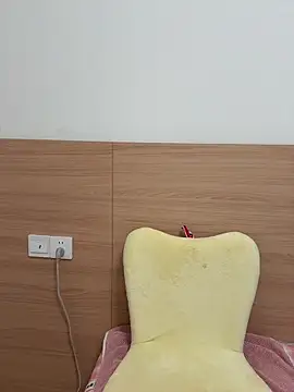 Snapshot of Selenaaaaa- chatting on March 2025 05:19:01 AM Selenaaaaa- online show from March 2025 05:19:01 AM