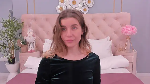 VikkiStorm online show from December 2024 09:46:01 AM