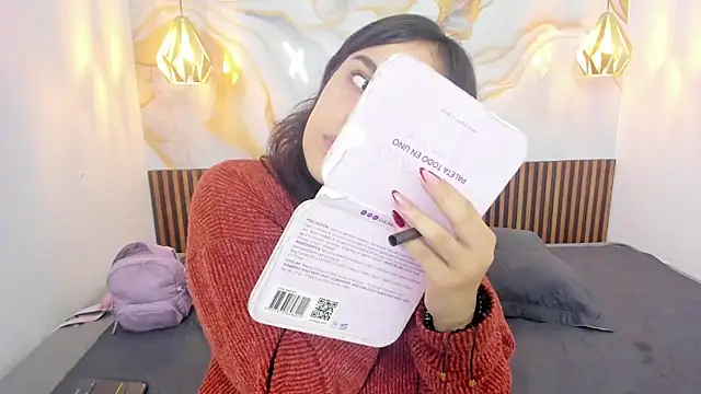 Snapshot of MelissaGilll chatting on November 2025 01:44:02 PM MelissaGilll online show from November 2025 01:44:02 PM